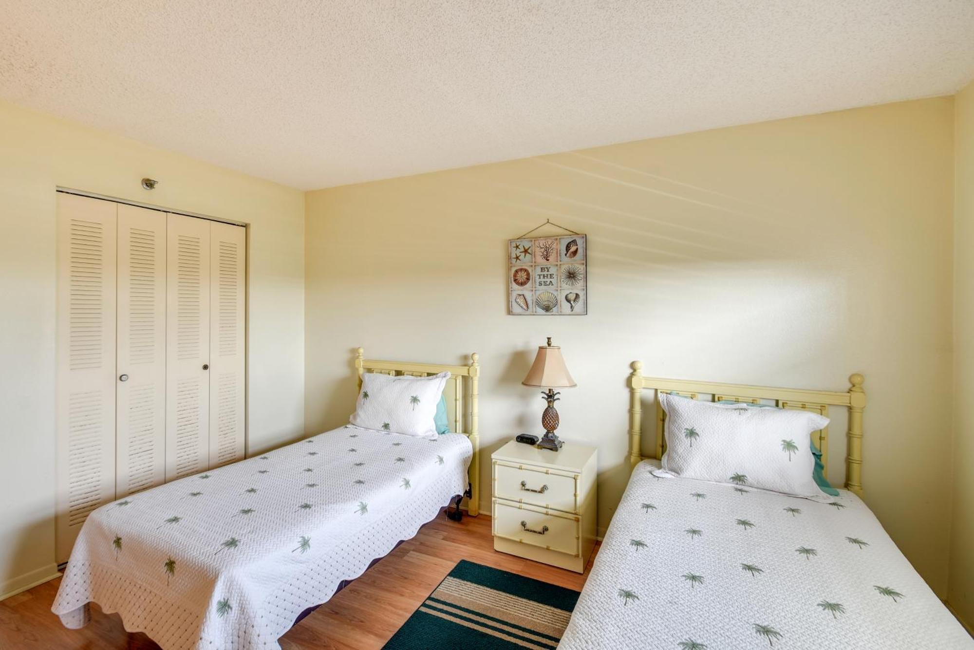 Coastal Condo With Balcony Walk To Madeira Beach! St. Pete Beach Exterior photo